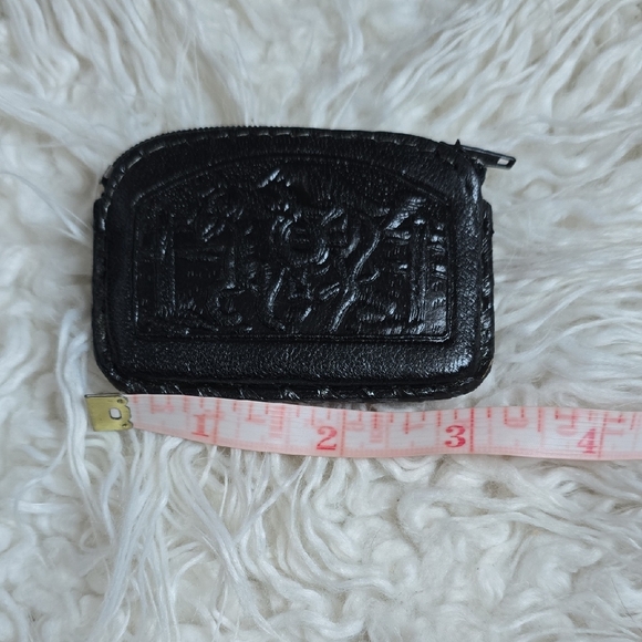 Black Leather Men's Coin Pouch - Picture 5 of 8